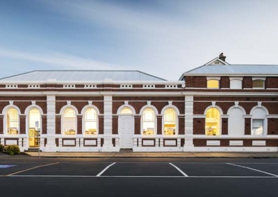 Bairnsdale Library